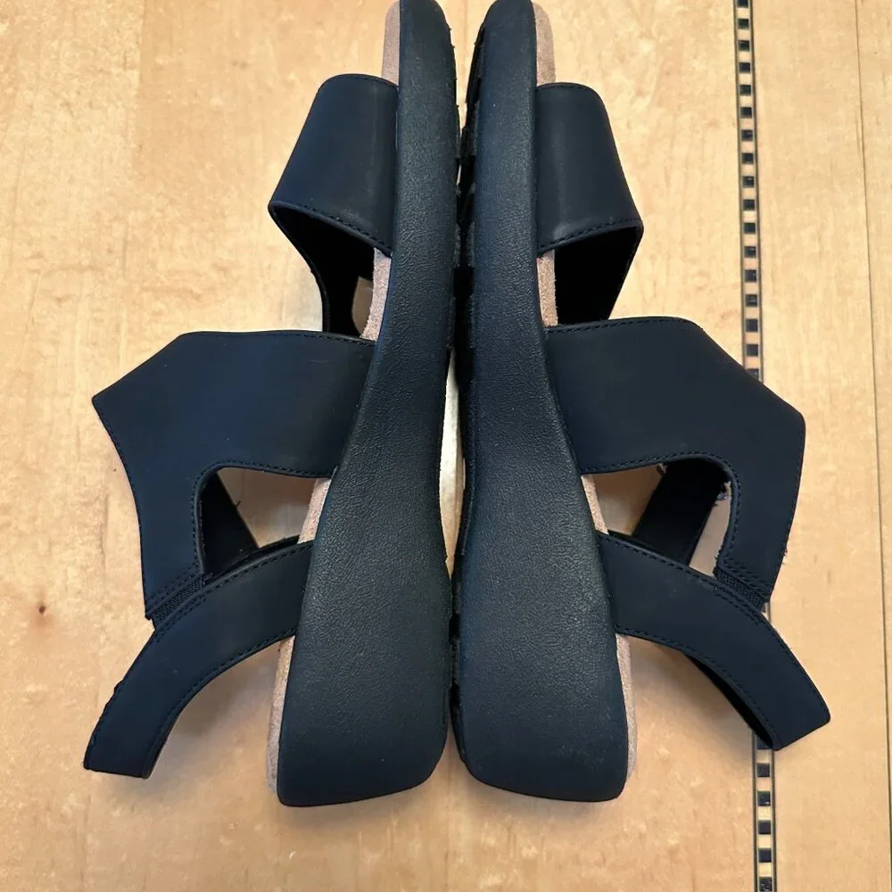 NEW Easy Spirit Women's size 6W Sekasha Slingback Black Wedge Sandals - Picture 5 of 10